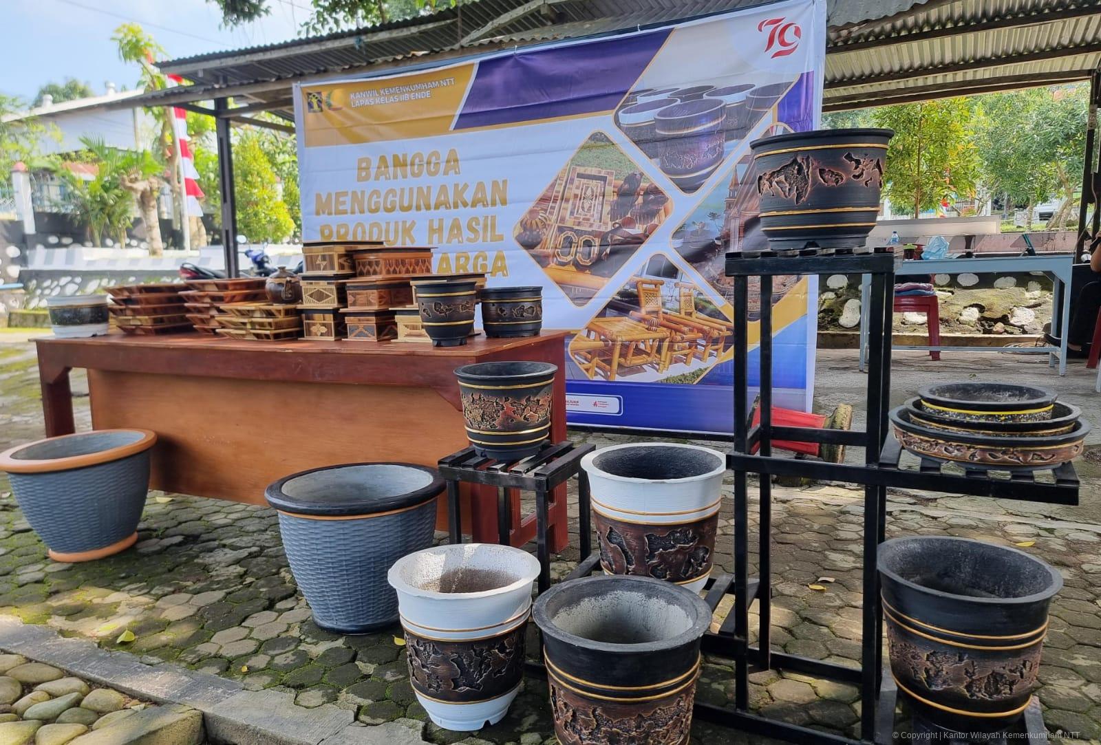 pameran ende